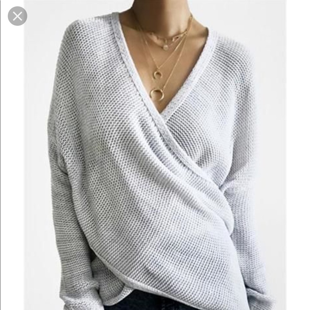 Simple casual v neck front cross weekend sweater